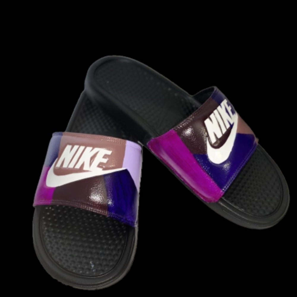 Monochromatic slides